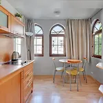 Zacisze & By Renters Lejlighed *