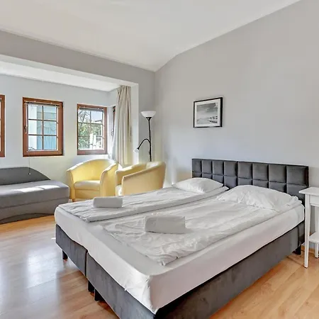 Zacisze & By Renters Διαμέρισμα *