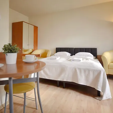 Zacisze & By Renters