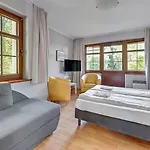 Zacisze & By Renters Apartamento *